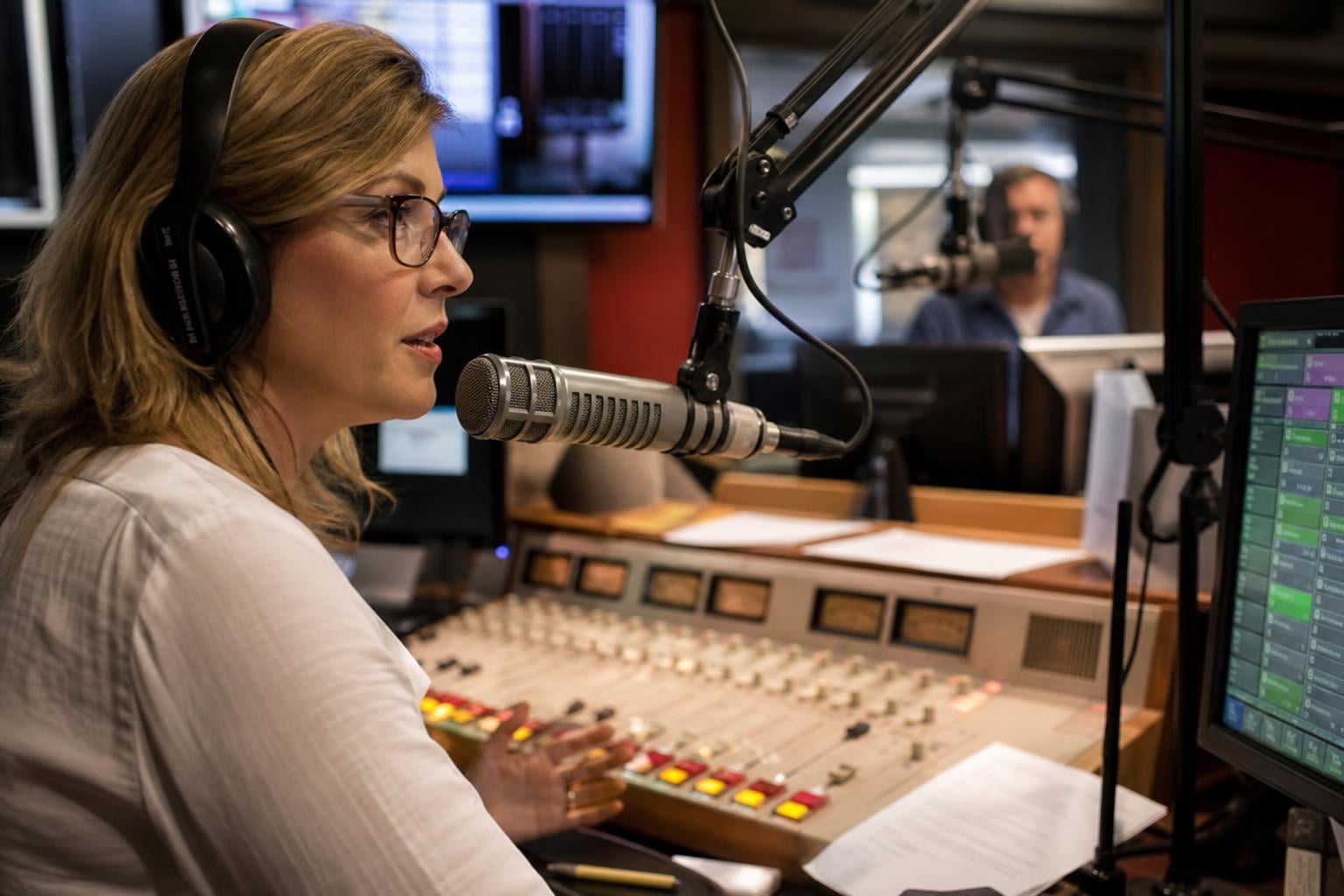 national radio advertising companies